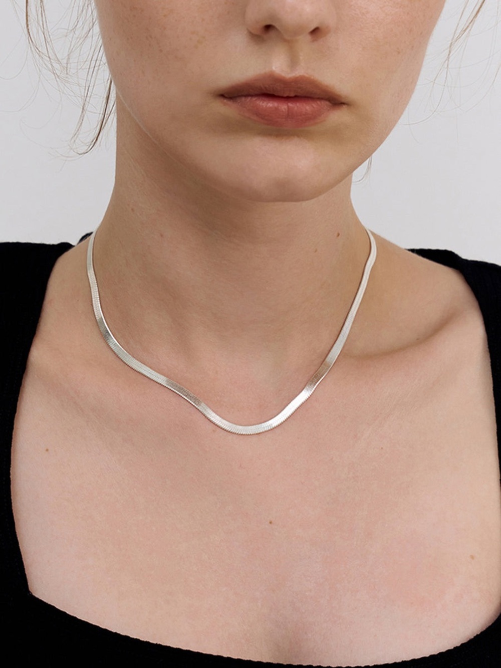 Commense Silver Snake Shape Necklace - Picture 2 of 4